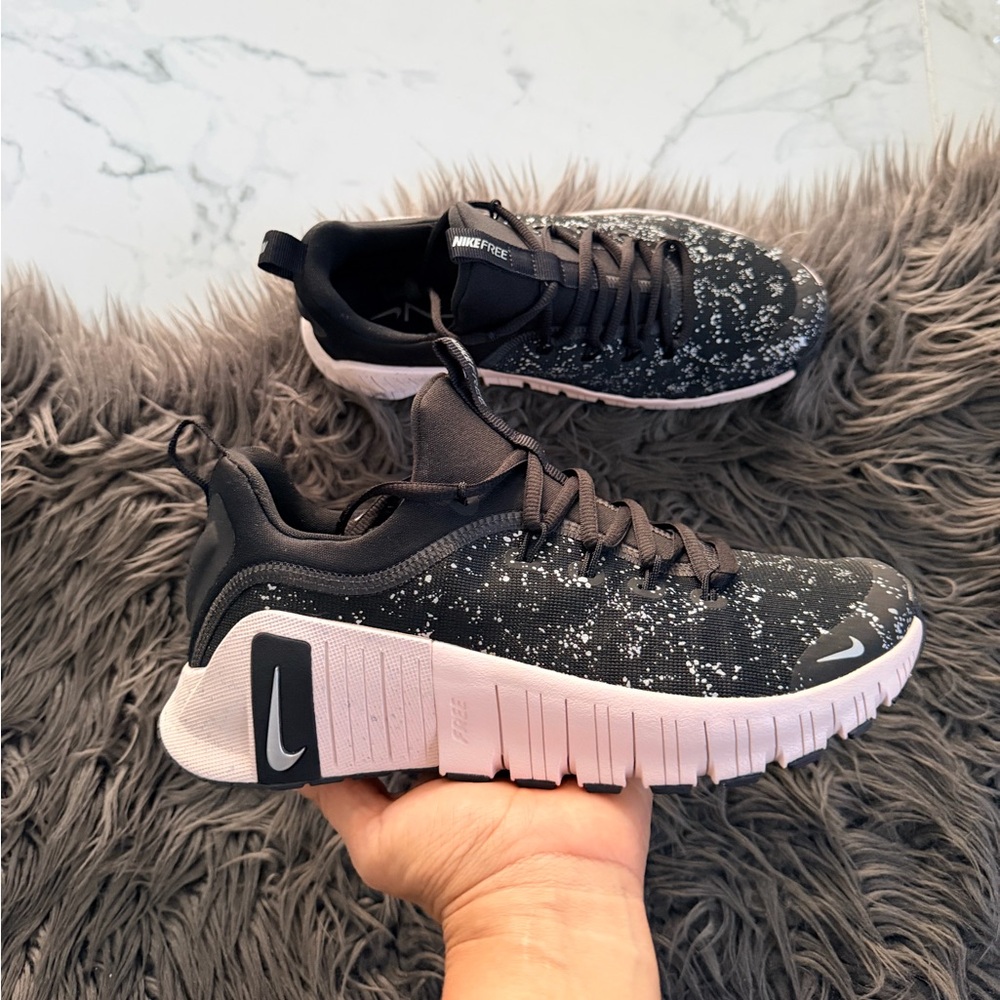 Nike Free Metcon 6 SE - Picture 4 of 12